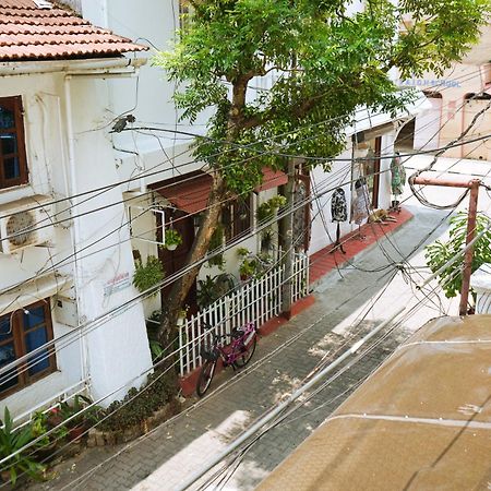Mother Tree Inn Kochi Exteriér fotografie